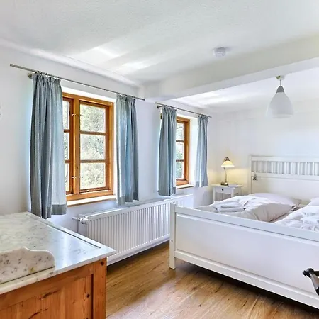 Reetkate In Der * Hasselberg (Schleswig-Holstein)